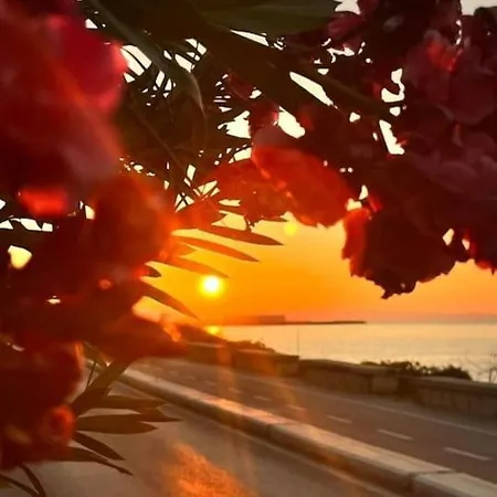 Villino Sikelos Casuzze Hébergement de vacances Villaggio Azzurro
